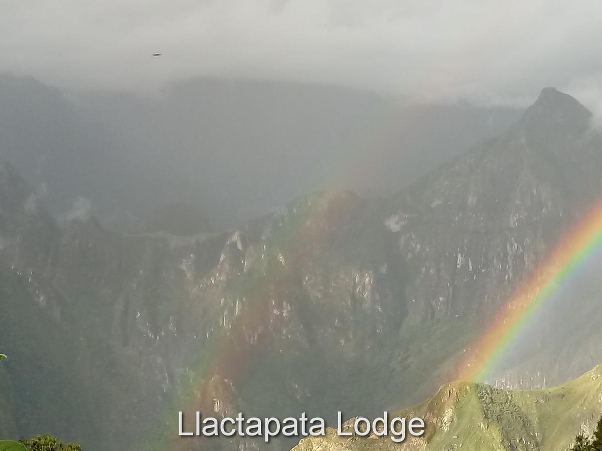 Llactapata Lodge Overlooking Machu Picchu - Camping - Restaurant Salcantay Exterior photo
